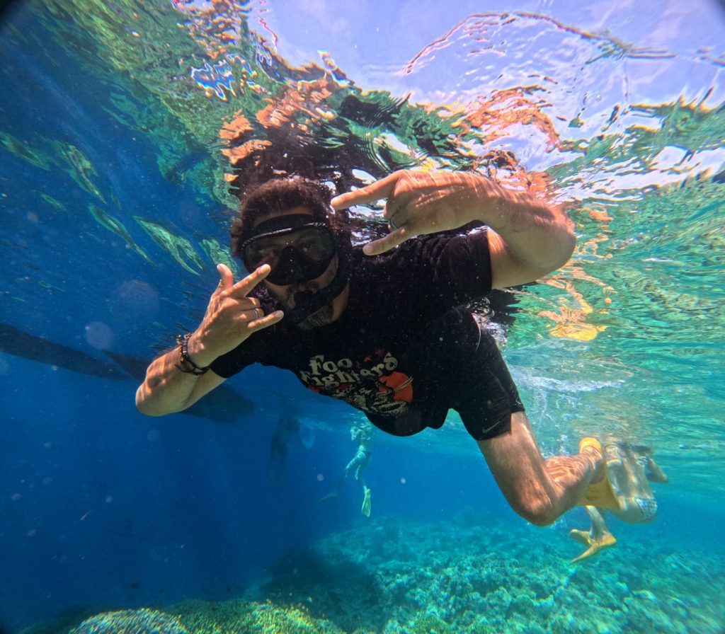"guest underwater menjangan island"